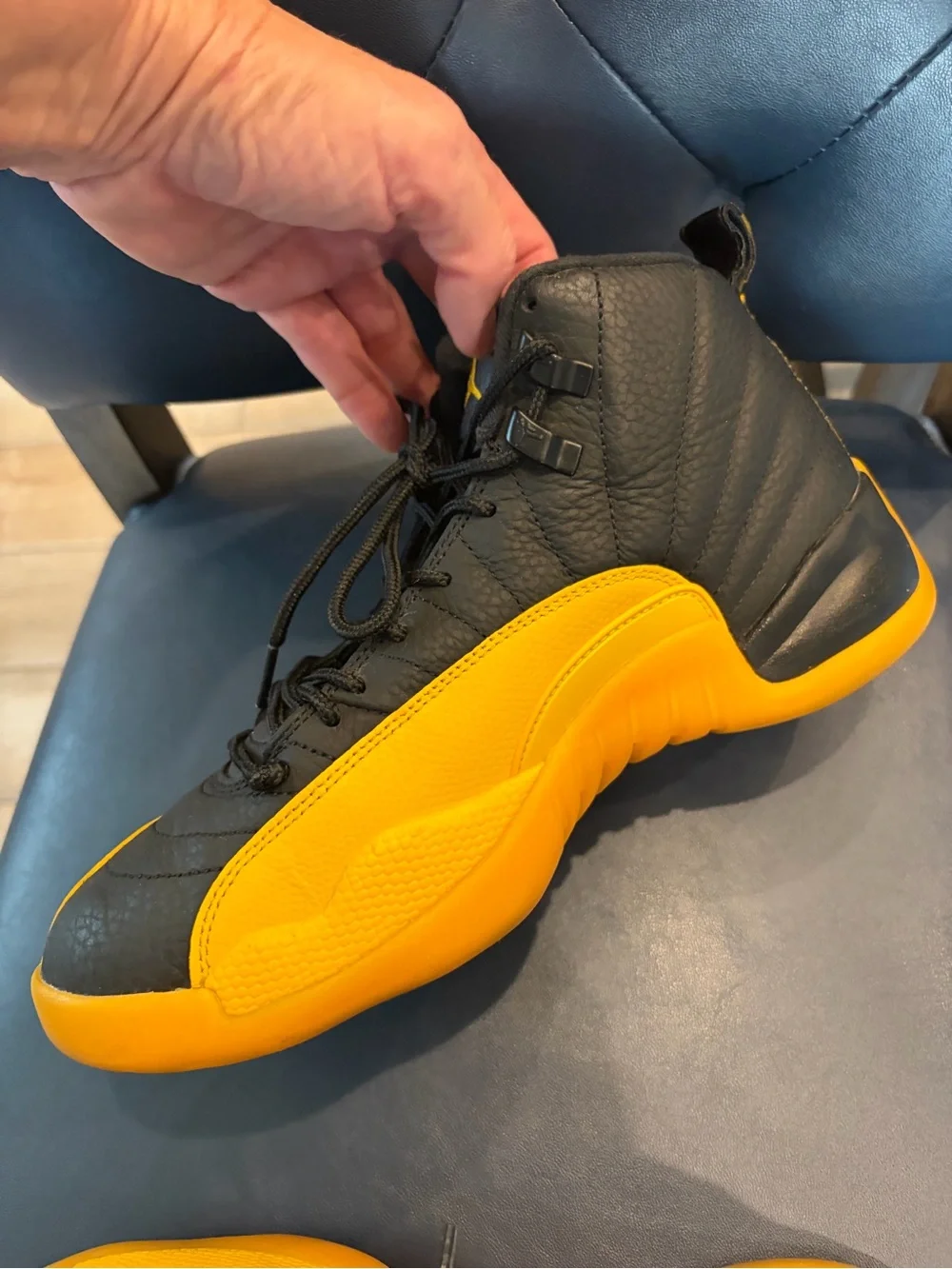 Jordan 12 Retro University Gold sneakers yellow black mens size 7.5 authentic